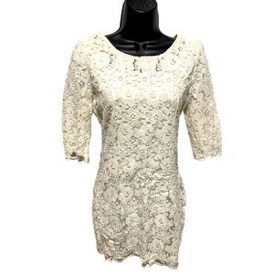 Stunning White Dress w/ Lace, Intricate Design & Lining